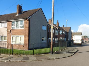 Homes and street furniture at Cheapside